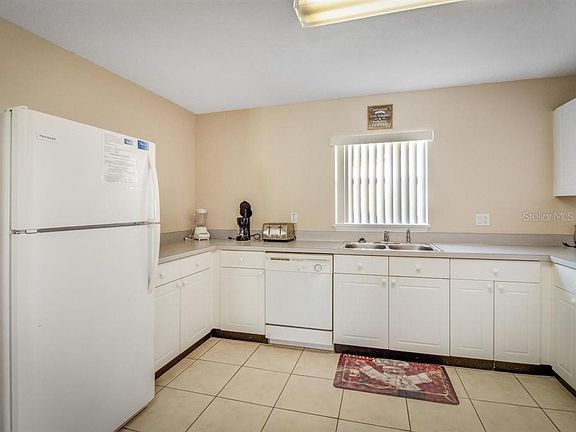 3rd image of 2731 Club Cortile Cir