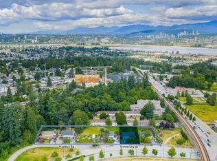 10967 University Dr, Surrey, BC