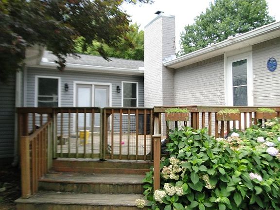 2nd image of 106 Evanmeade Dr