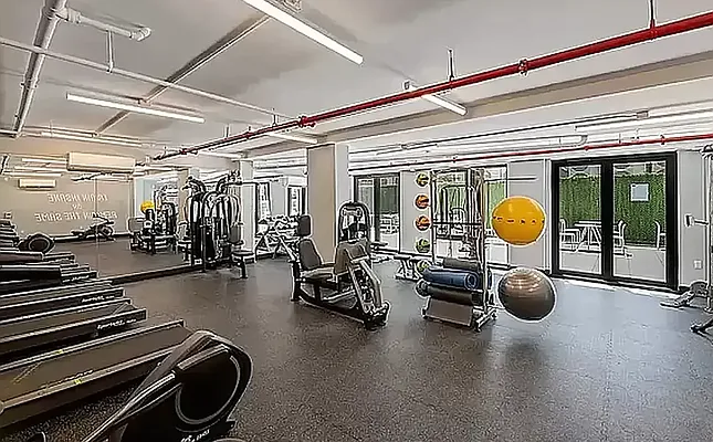 Rented by REAL New York | media 33