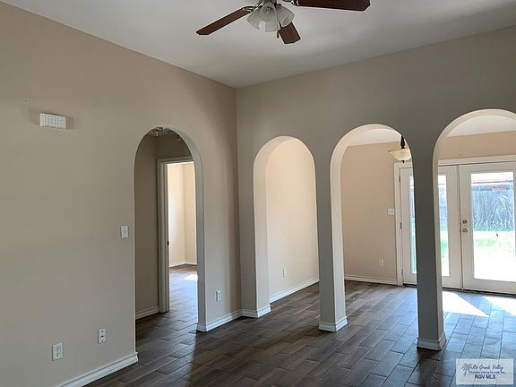 2nd image of 2782 Normandy St