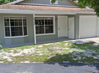 3760 Carmichael Ct, Palm Harbor, FL 34684