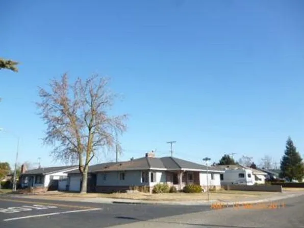 931 W Tokay St, Lodi, CA 95240