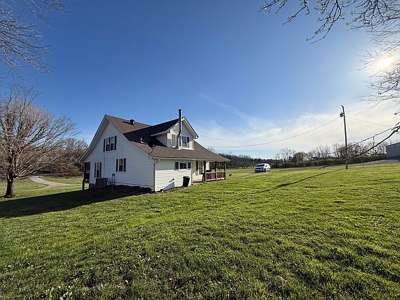 3rd image of 973 Levy Rd