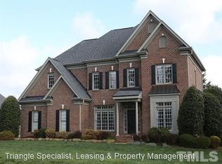 6004 Crescent Knoll Dr, Raleigh, NC 27614