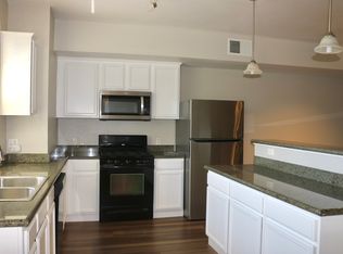 3589 Round Barn Blvd #4-202, Santa Rosa, CA 95403