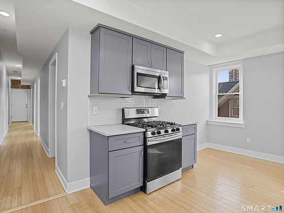2nd image of 775 Atlantic St APT 4L