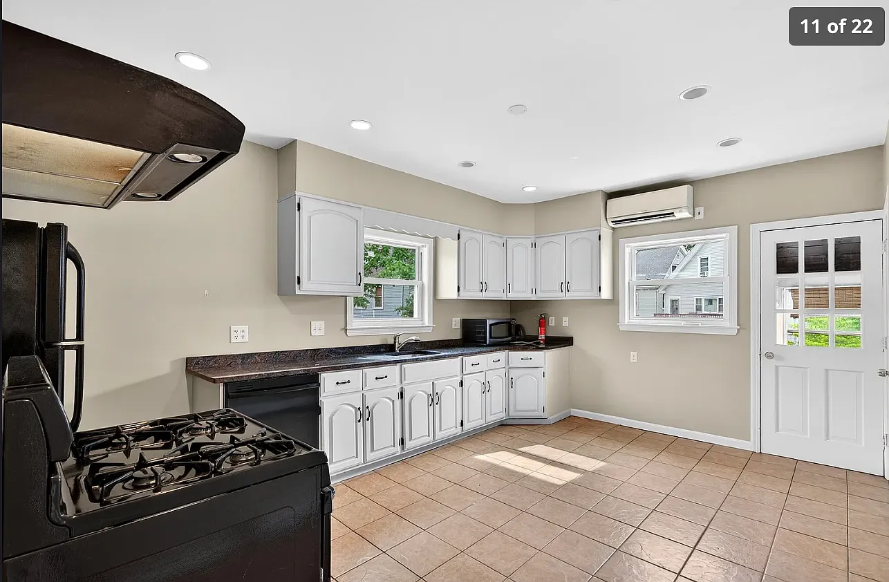 52 Pearson Rd — Photo 2