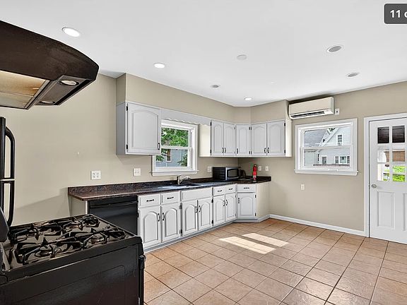 3rd image of 52 Pearson Rd #2