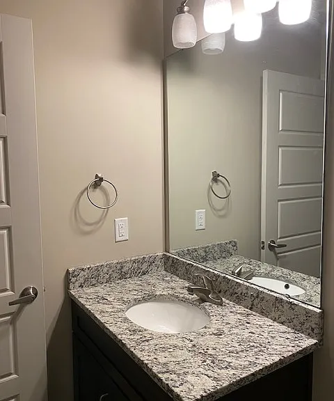 15849 Shawnee Dr — Photo 24