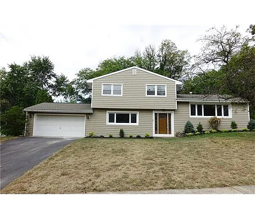 5 Ainslie Ct photo 1