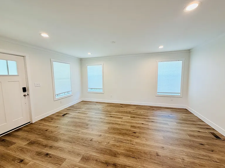 6541 Big Stone Beach Rd — Photo 10