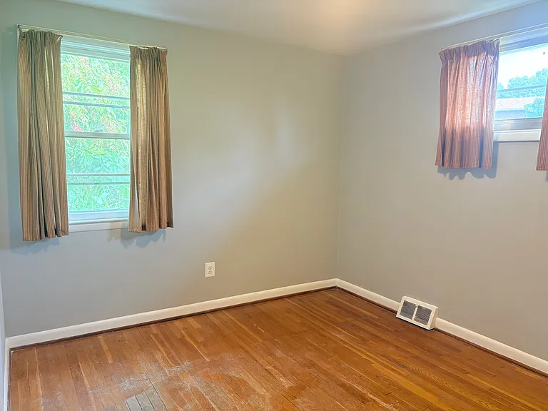 6192 Northwood Dr — Photo 13