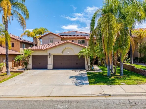 27320 Ocean Dunes St, Moreno Valley, CA 92555