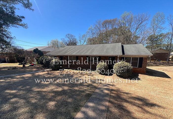 1st image of 386 Dixie Ct