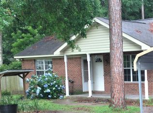 7 Chickat Trl, Crawfordville, FL 32327