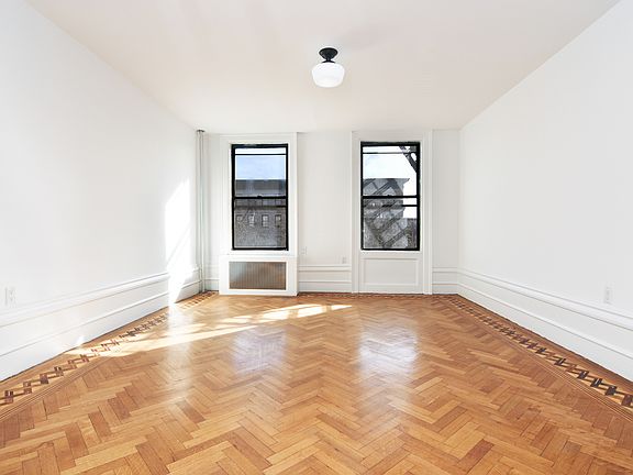 3rd image of 3621 Broadway #53A