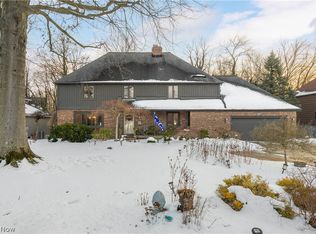 29231 Wolf Rd, Bay Village, OH 44140