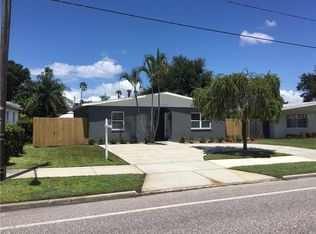 3720 Overlook Dr NE, Saint Petersburg, FL 33703