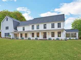 15 Mill Hill Ln, Southport, CT 06890