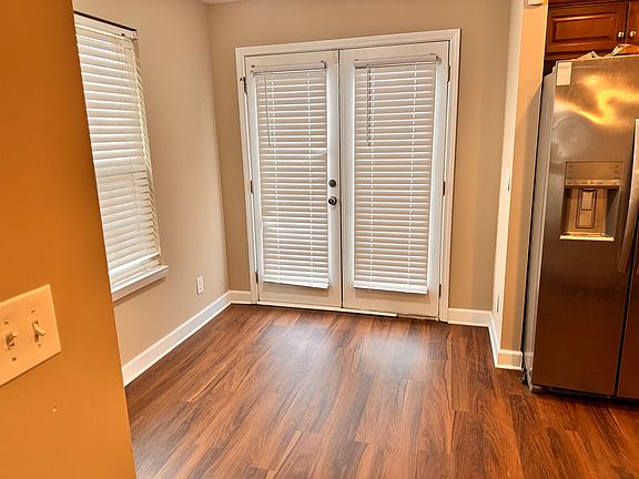 2nd image of 612 Bradburn Village Cir