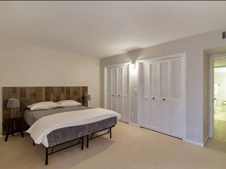 7647 E Medlock Dr — Photo 20