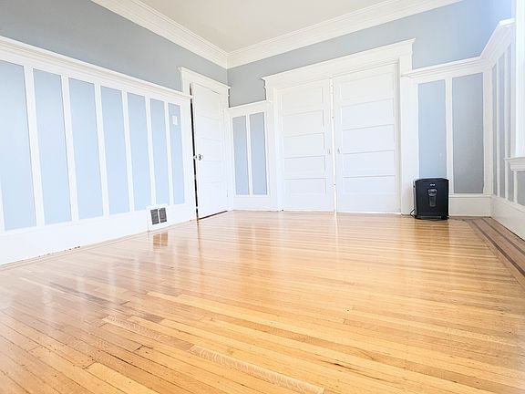 4th image of 1224 Mendell St