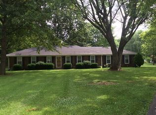 898 Dunbarton Ave, Bowling Green, KY 42104