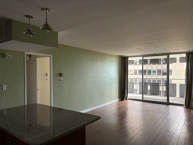1 bed, 717 sqft, $1,575 — Photo 4