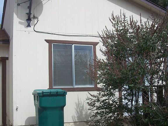 2nd image of 1616 E 21st St