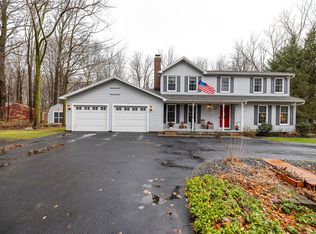 177 Berg Rd, Ontario, NY 14519