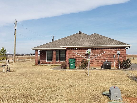 4th image of 120 E Eagle Dr