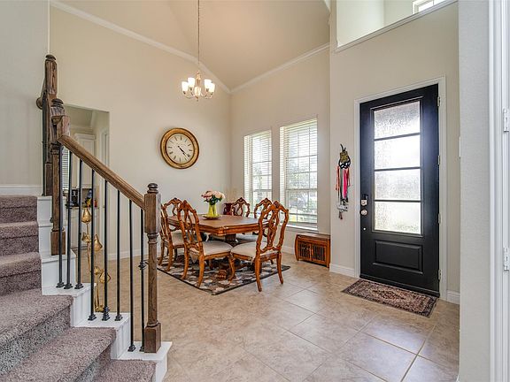 5th image of 2207 Pickford Terrace Ln