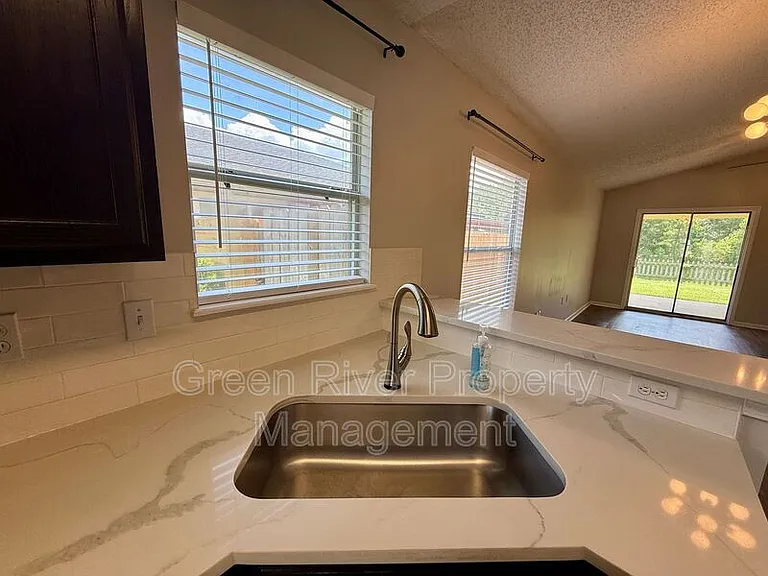4139 Savannah Glen Blvd — Photo 14