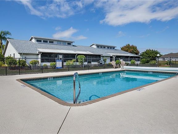 5th image of 3907 SW 9th Ave APT 114