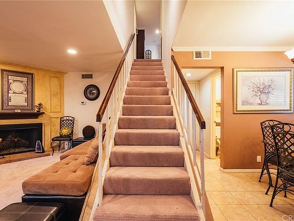 3rd image of 18411 Hatteras St Unit 149