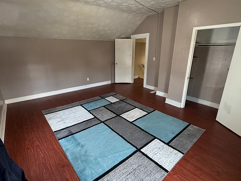 522 E Ward St — Photo 24