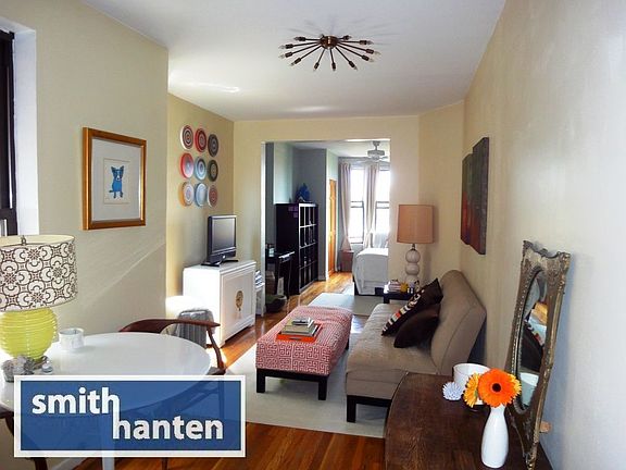 3rd image of 120 1st Pl APT 5A
