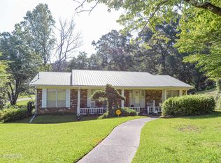 7649 Pineridge Dr, Meridian, MS 39305