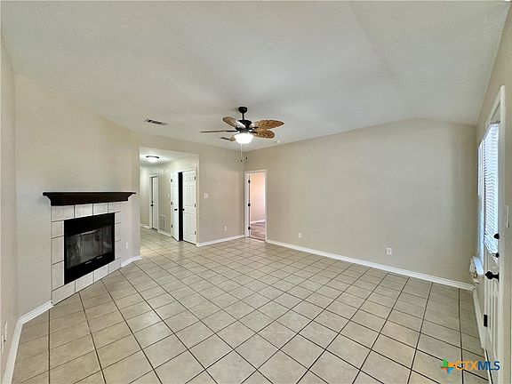 4th image of 1301 Marlee Cir