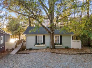 498 Coggins Shore Rd, Inman, SC 29349