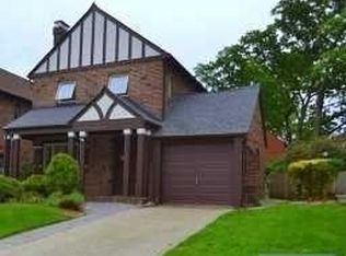 71 Summit Rd, Clifton, NJ 07012