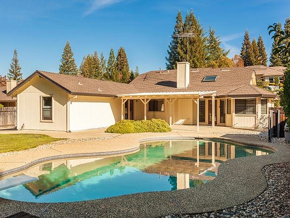 5th image of 620 Cordillera Ct