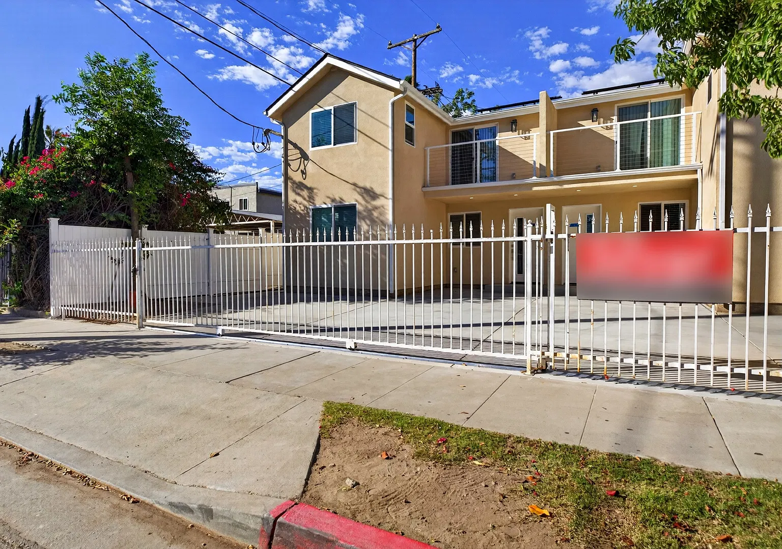 2 bed, 1000 sqft, $3,500 — Photo 3
