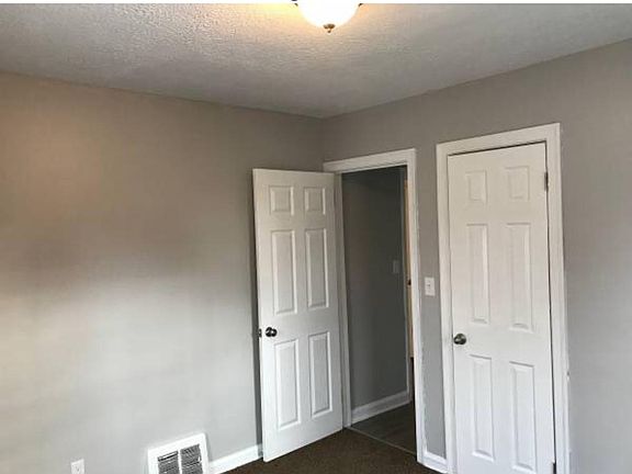 2nd image of 3853 E 143rd St