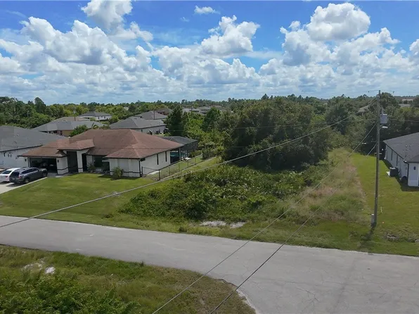 3607 16th St SW, Lehigh Acres, FL 33976