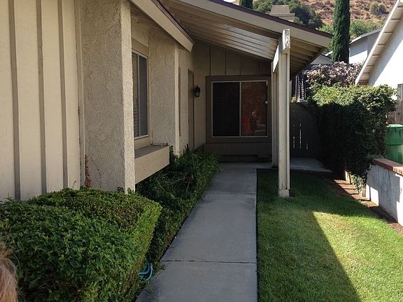 2nd image of 652 Lavender Pl