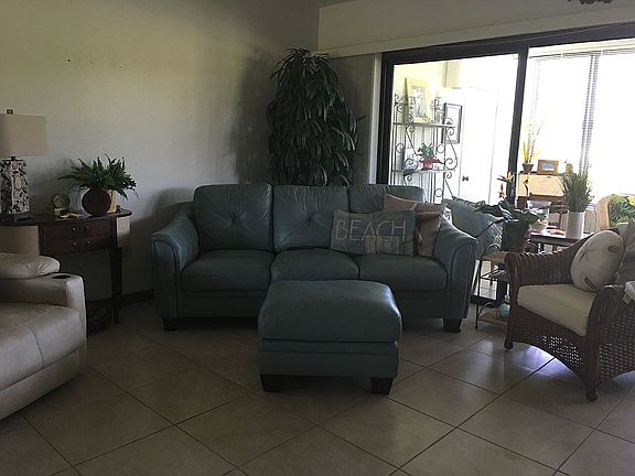 2nd image of 1102 Country Club Dr