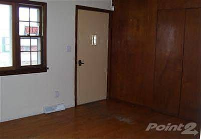 2nd image of 111 Southern Dr