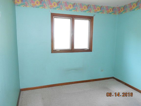 4th image of 1600 S Indian Hill Dr